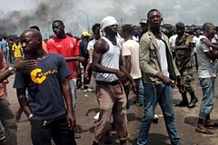 Alépé/ Nouveaux tarifs de transport: Violent affrontement entre syndicat de transporteurs et usagers